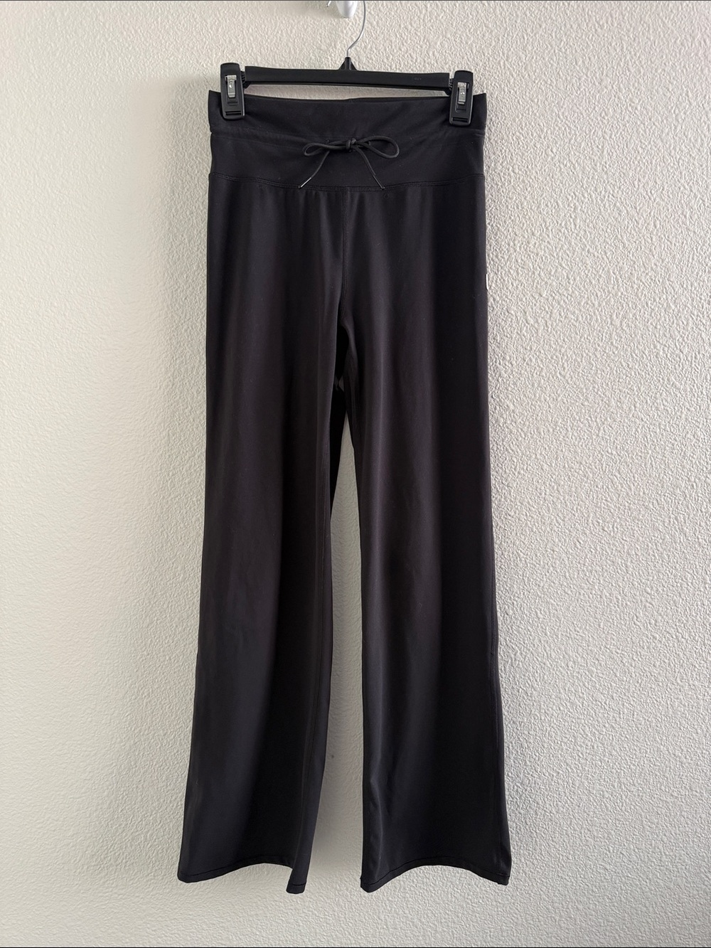Vuori Black Daily Wide-Leg Drawstring Pants Size S - Picture 2 of 5